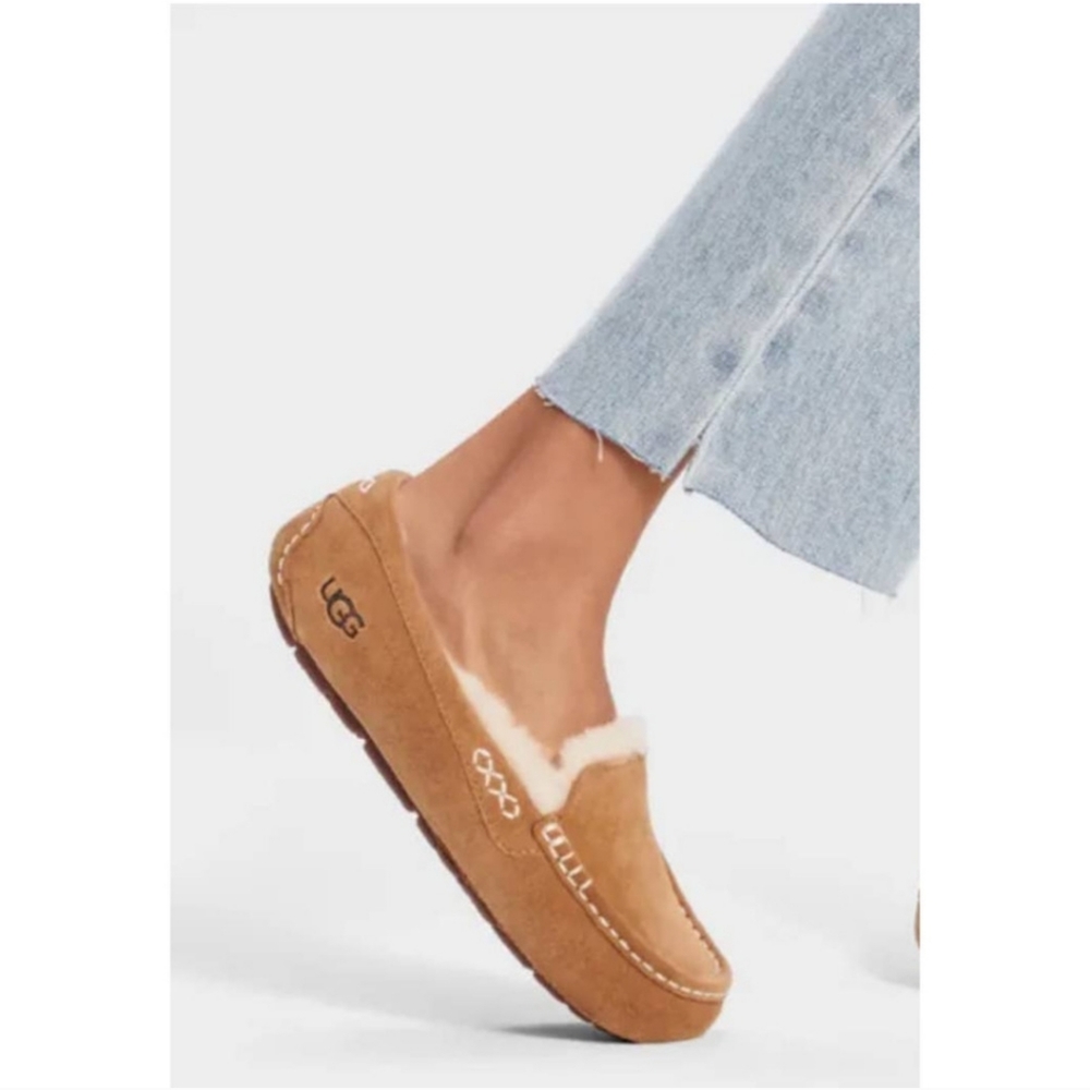 Brand New! UGG W ANSLEY SLIPPER CHESTNUT W 1106878